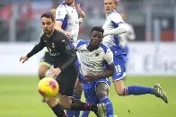 易游体育赛事中心-AC米兰战胜桑普多利亚，延续连胜势头(落后榜首5分!米兰主场战平桑普 基本告别意甲争冠)