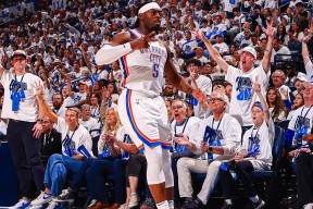 易游体育公司-硬仗不简单！热火险胜灰熊，巩固东部霸主的简单介绍