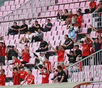 热身赛火爆展开,球队士气高涨迎战亚洲盛事 热身赛火爆展开,球队士气高涨迎战亚洲盛事