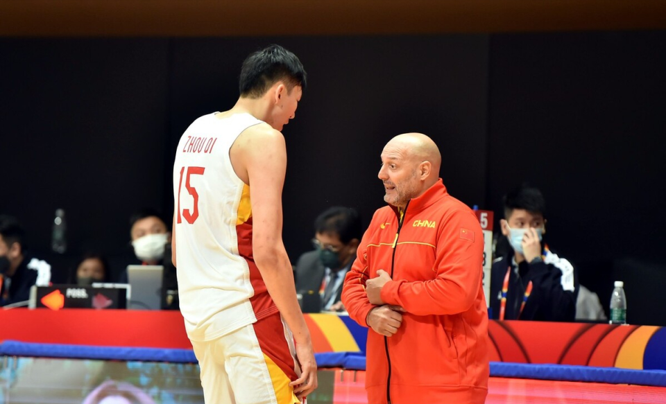 西藏队防守稳固，擒敌重要比赛轻松取胜