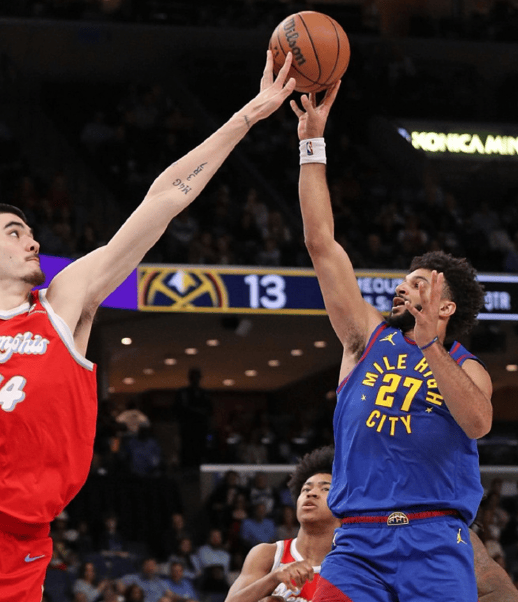 西藏队防守稳固，擒敌重要比赛轻松取胜