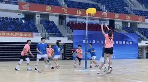 关于两雄争霸场上对抗激烈，胜负不分分秒必争无冕之王闪耀舞台，实力见证传奇辉煌的信息