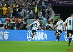 梅西再立传奇：连场狂轰球带队击退英超劲旅的简单介绍